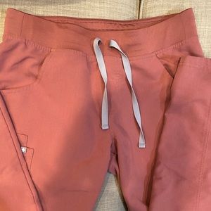 Figs Mauve Kade pants small